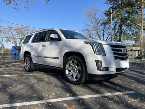 2017 Cadillac Escalade Premium Luxury