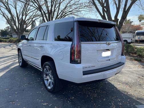 2017 Cadillac Escalade Premium Luxury