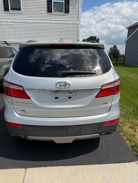 Silver 2014 Hyundai SANTA FE GLS