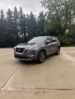 Gray 2023 Nissan Rogue S