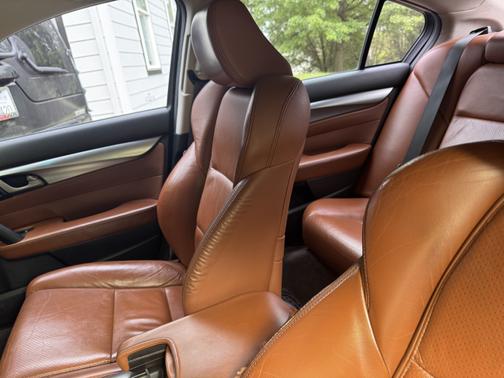 2010 Acura TL Technology