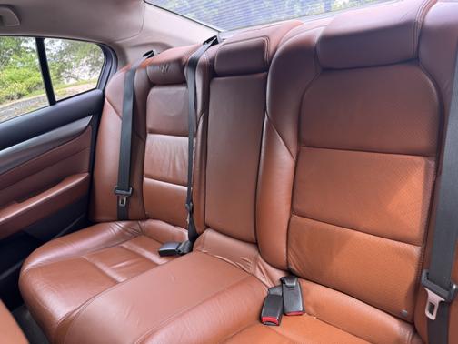 2010 Acura TL Technology