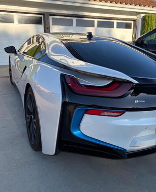 White 2016 BMW i8 Base