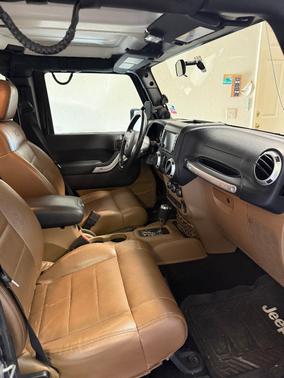 2012 Jeep Wrangler Unlimited Sahara