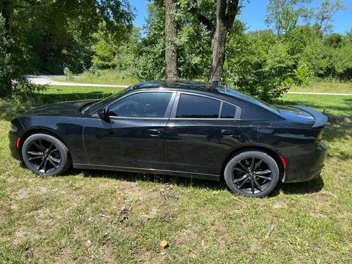 Black 2017 Dodge Charger SXT