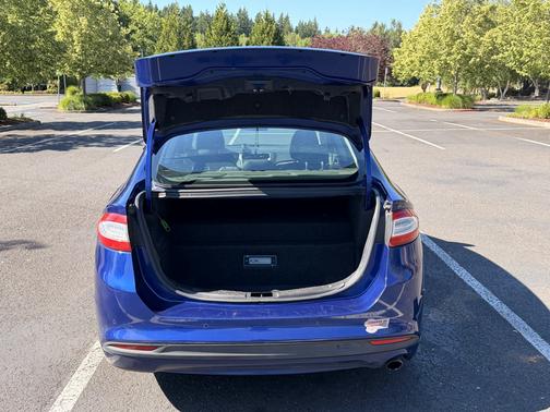 Blue 2016 Ford Fusion Energi SE Luxury