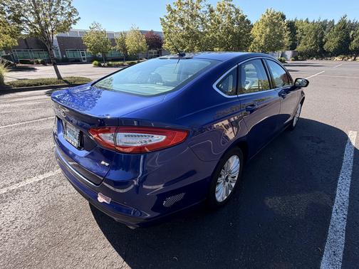 Blue 2016 Ford Fusion Energi SE Luxury