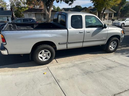 2002 Toyota Tundra SR5 Access Cab