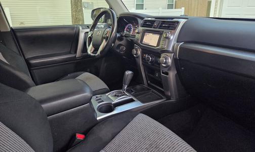 2014 Toyota 4Runner SR5