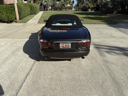 2006 Jaguar XK8 Base