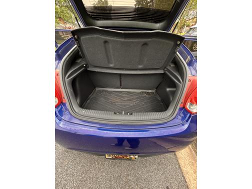 2013 Hyundai Veloster Base