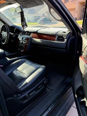 Black 2011 Chevrolet Avalanche 1500 LT
