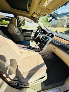 White 2012 Buick Enclave Premium