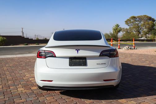 White 2023 Tesla Model 3 Performance
