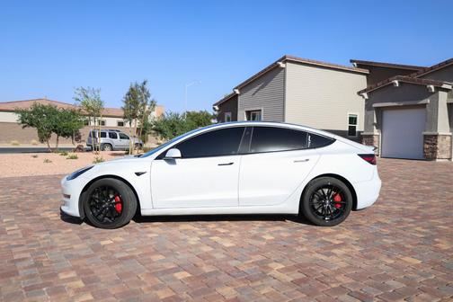 White 2023 Tesla Model 3 Performance