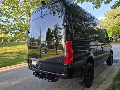 2022 Mercedes-Benz Sprinter 2500 Standard Roof