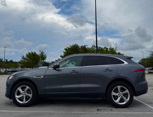 2019 Jaguar F-PACE 25t Premium