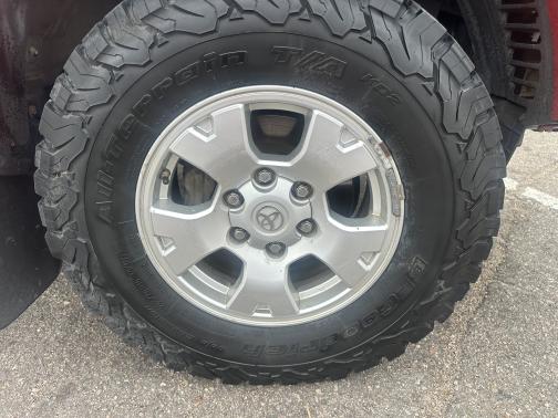 2015 Toyota Tacoma Base