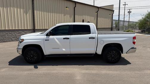 White 2021 Toyota Tundra SR5