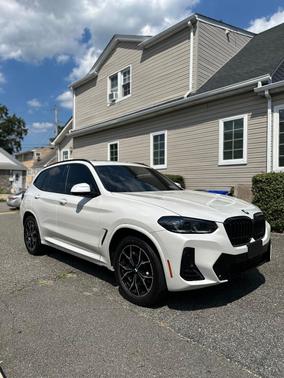 White 2024 BMW X3 xDrive30i