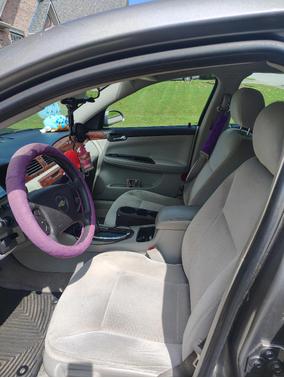 Gray 2006 Chevrolet Impala LT