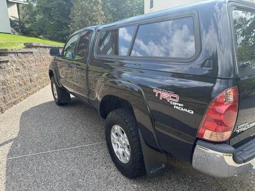 Black 2008 Toyota Tacoma Access Cab