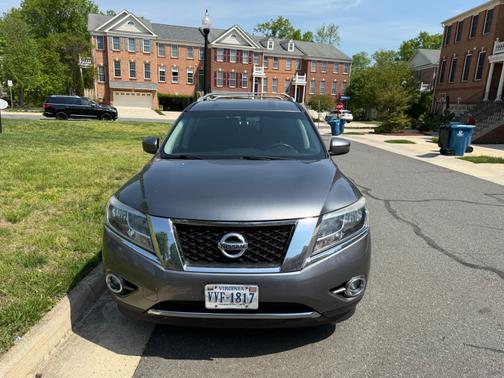 2015 Nissan Pathfinder SV