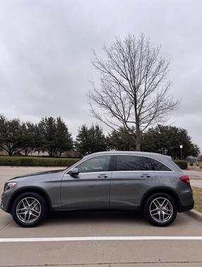 2019 Mercedes-Benz GLC 300 Base
