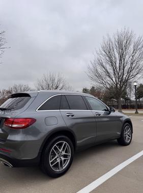 2019 Mercedes-Benz GLC 300 Base