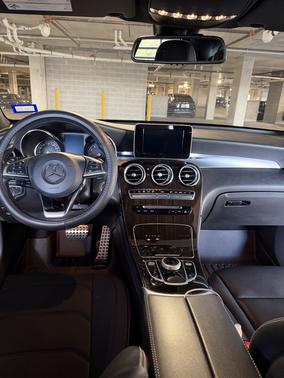 2019 Mercedes-Benz GLC 300 Base