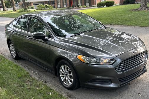 Gray 2015 Ford Fusion S