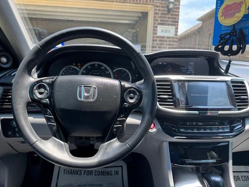 2017 Honda Accord EX-L w/Navigation & Honda Sensing