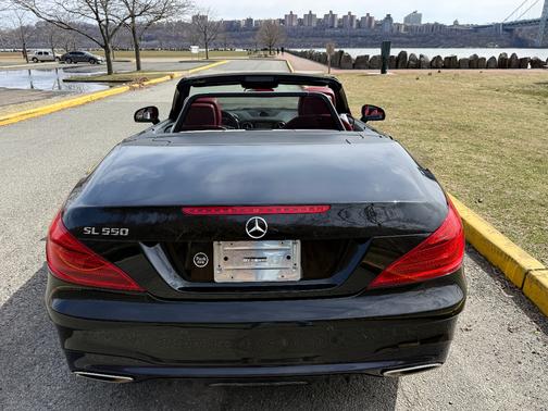 2018 Mercedes-Benz SL 550 Base