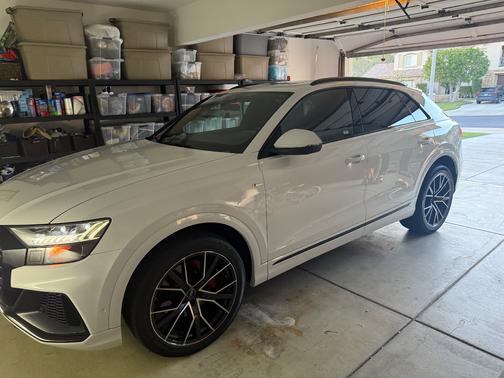 2022 Audi Q8 55 Premium Plus