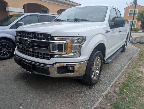 White 2018 Ford F-150 XLT
