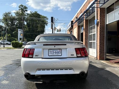2001 Ford Mustang GT