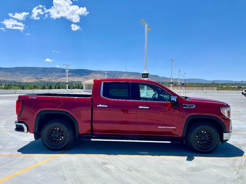 Red 2020 GMC Sierra 1500 SLT