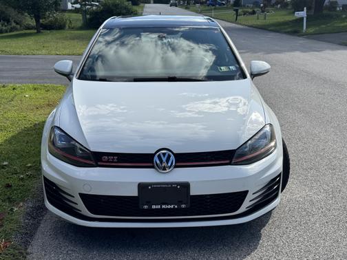 2017 Volkswagen Golf GTI SE 4-Door