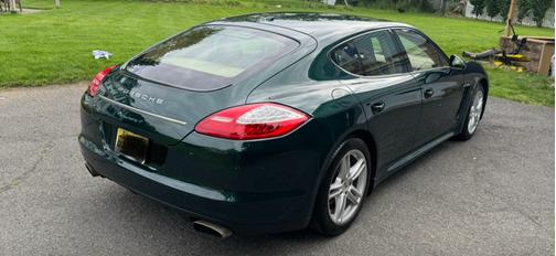 2011 Porsche Panamera 4