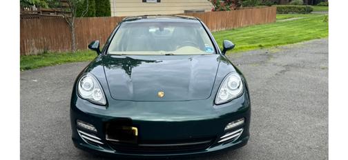 2011 Porsche Panamera 4