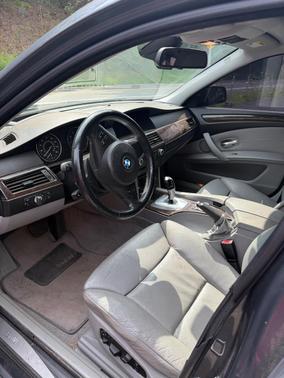 Gray 2009 BMW 535 xi