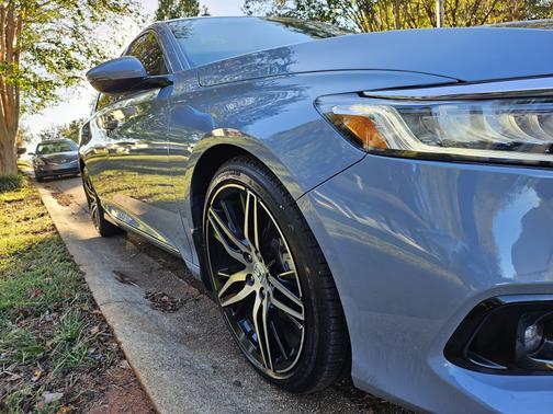 2022 Honda Accord Touring 2.0T