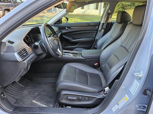 2022 Honda Accord Touring 2.0T