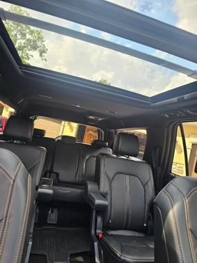 White 2023 Ford Expedition Max Platinum