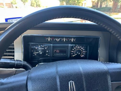 2014 Lincoln Navigator Base