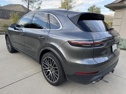 2020 Porsche Cayenne Cayenne S