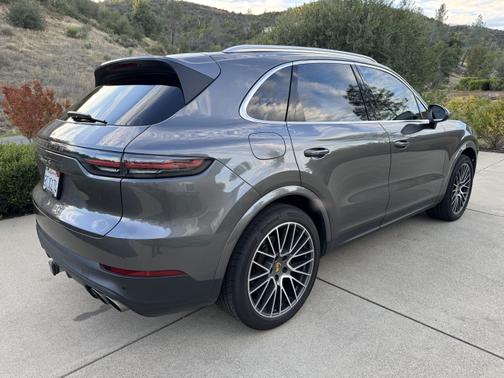 2020 Porsche Cayenne Cayenne S