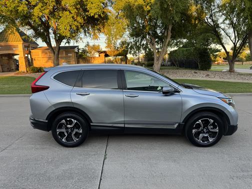 2017 Honda CR-V Touring