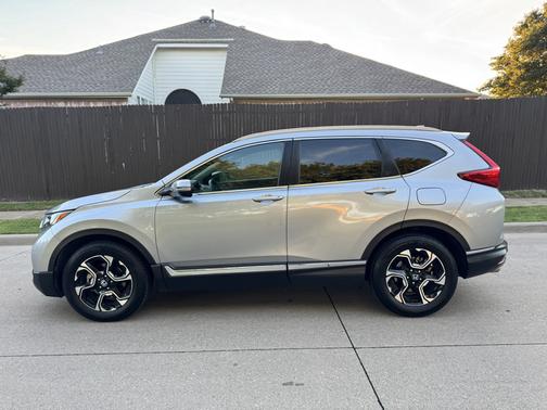 Silver 2017 Honda CR-V Touring