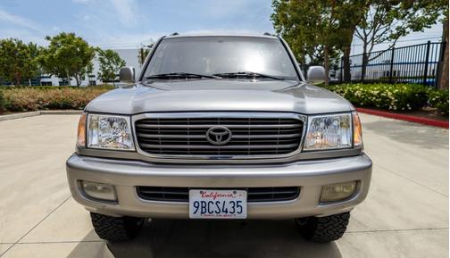 2001 Toyota Land Cruiser Base